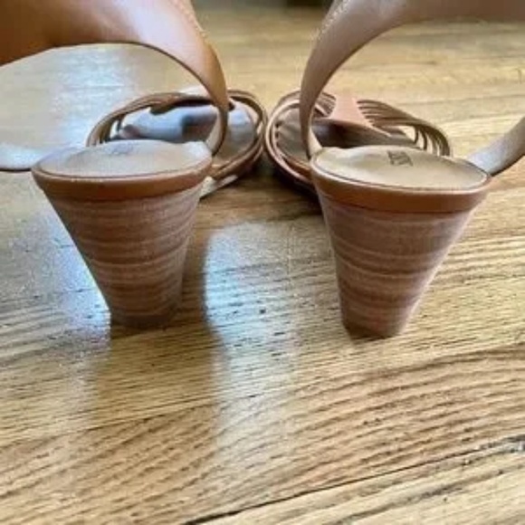 NWOB Susina Terra Leather Strappy Tan Wedge |Cognac Ankle Strap Sandals Size 8.5 - Picture 9 of 10